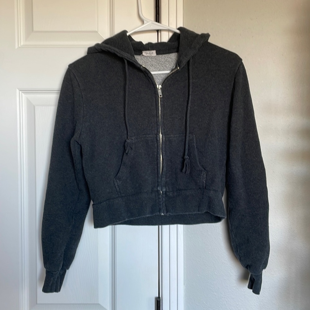 BRANDY MELVILLE cropped zip up sweater